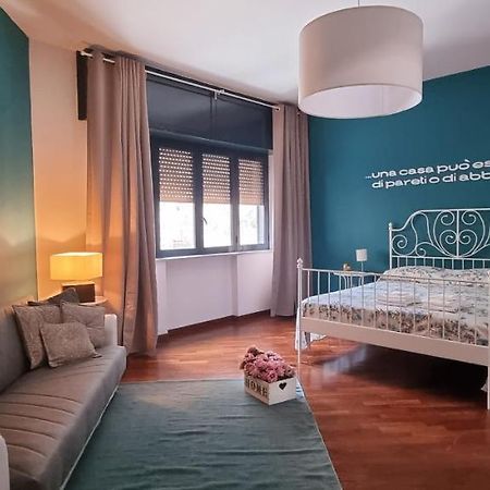 Apartamento Via Battisti 109 Caserta Exterior foto