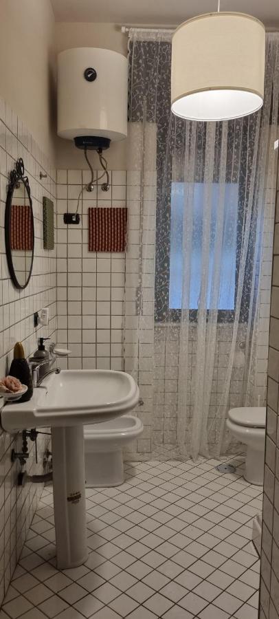 Apartamento Via Battisti 109 Caserta Exterior foto