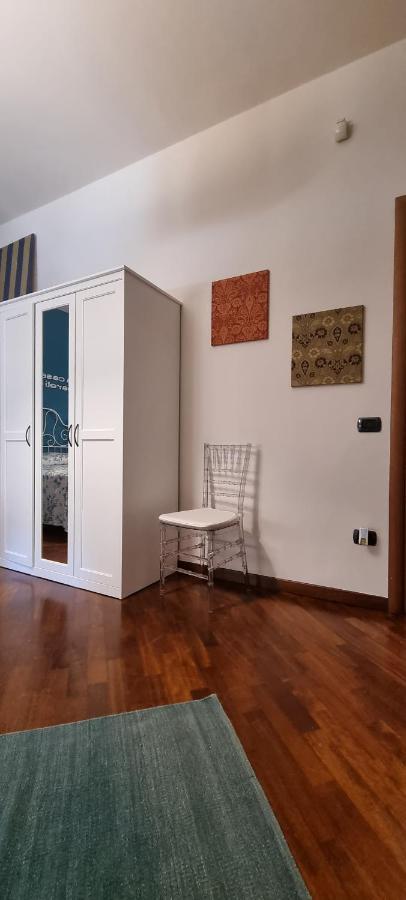 Apartamento Via Battisti 109 Caserta Exterior foto